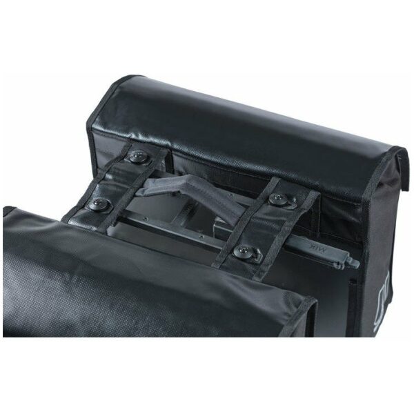 Basil fietstas dubbel Urban load MIK 48-53L Black